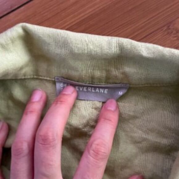 Everlane 100% Linen Green Casual Button Down Shirt Medium - Picture 3 of 4